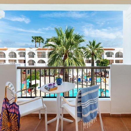 Hotel Vibra Bossa Flow - Adults Only Playa d'en Bossa Bagian luar foto