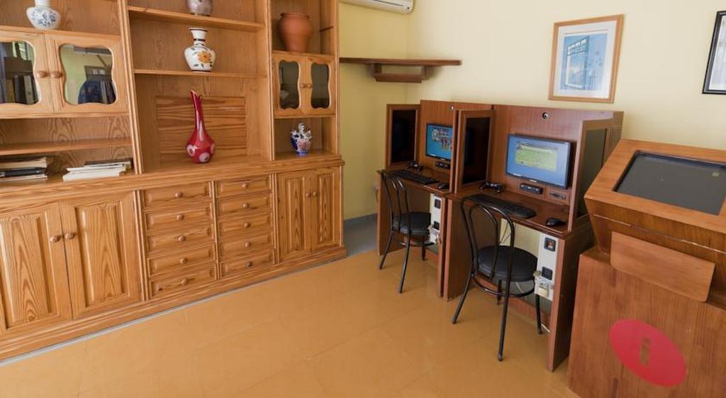Hotel Vibra Bossa Flow - Adults Only Playa d'en Bossa Bagian luar foto